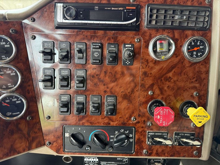2006-international-9200i-image-66