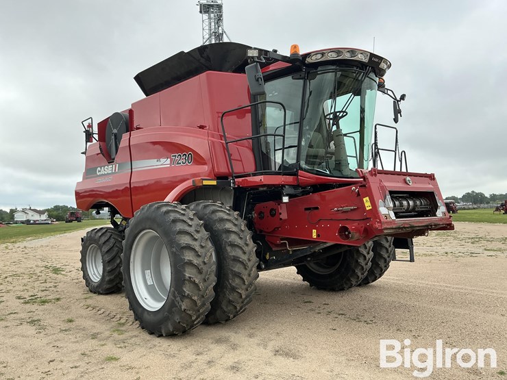 2013-case-ih-7230-image-3
