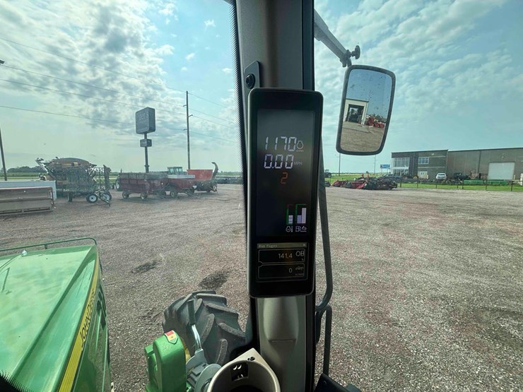 2023-john-deere-6130m-image-22