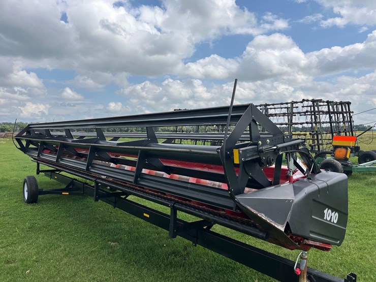 case-ih-1010-image-1