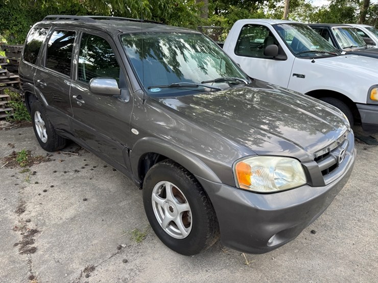 2005-mazda-tribute-image-2
