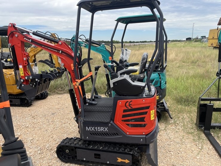 cfg-mx15rx-mini-excavator-image-5