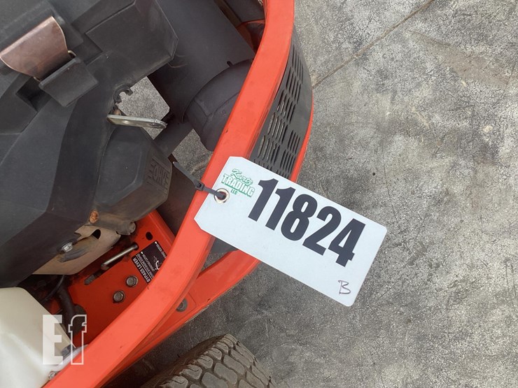 2016-kubota-z125s-image-14