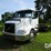2005-volvo-10-image-2
