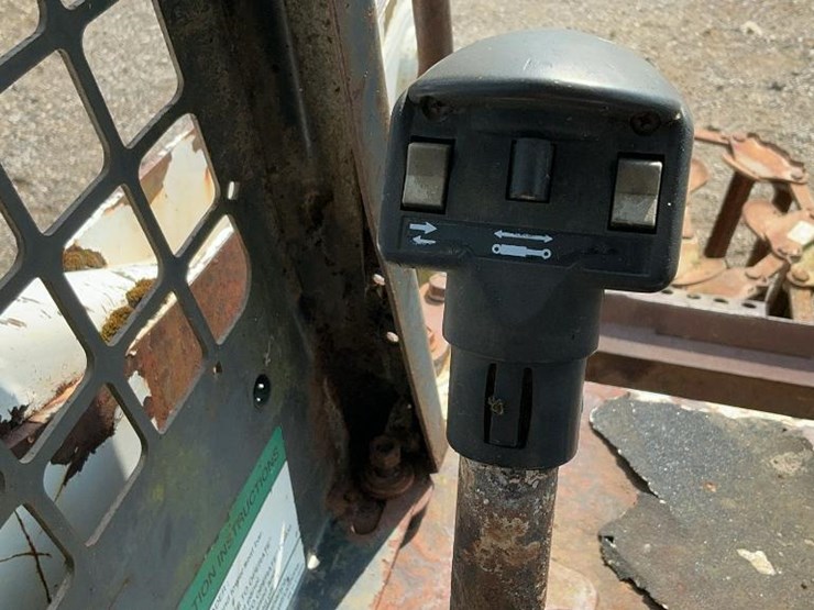 2001-bobcat-873-image-35