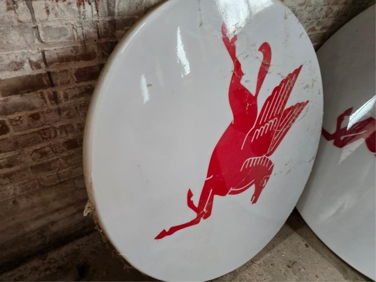 #2552-•-mobile-pegasus-lighted-sign-image-2