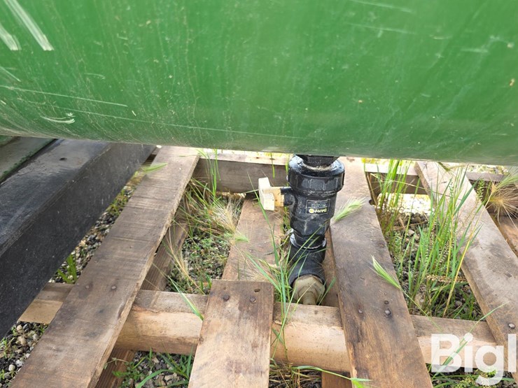 300-gallon-front-mount-tank-image-15