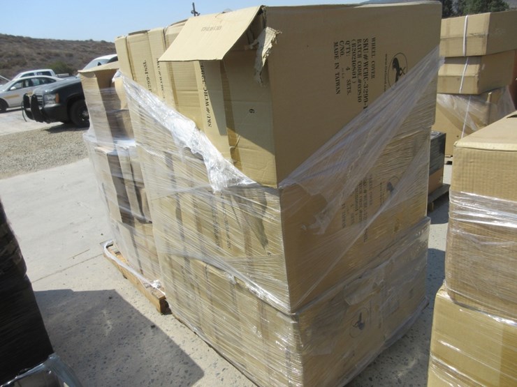 (2)-pallets-of-misc-automotive-wheel-covers-image-4