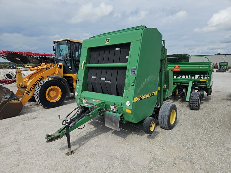 1997-john-deere-566-image-1