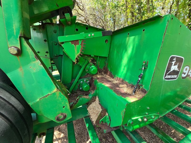 john-deere-946-image-23