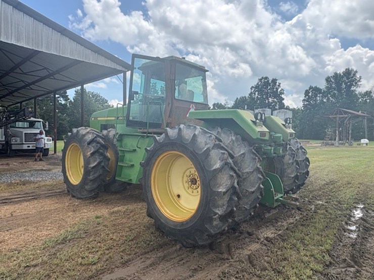 john-deere-8560-image-3