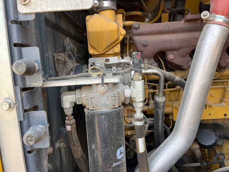 john-deere-644-image-12