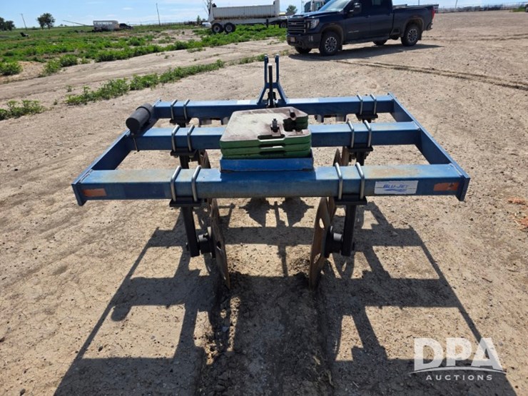 blu-jet-track-master-image-2