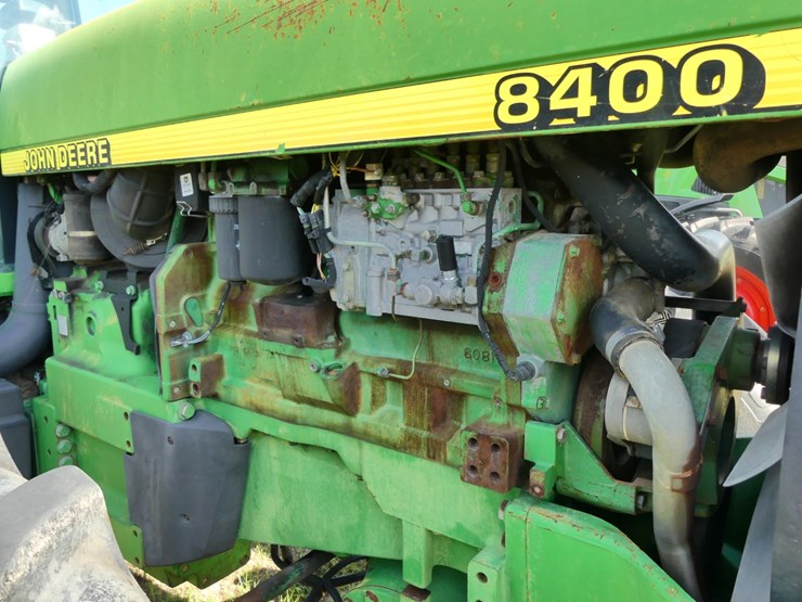 john-deere-8400-image-9