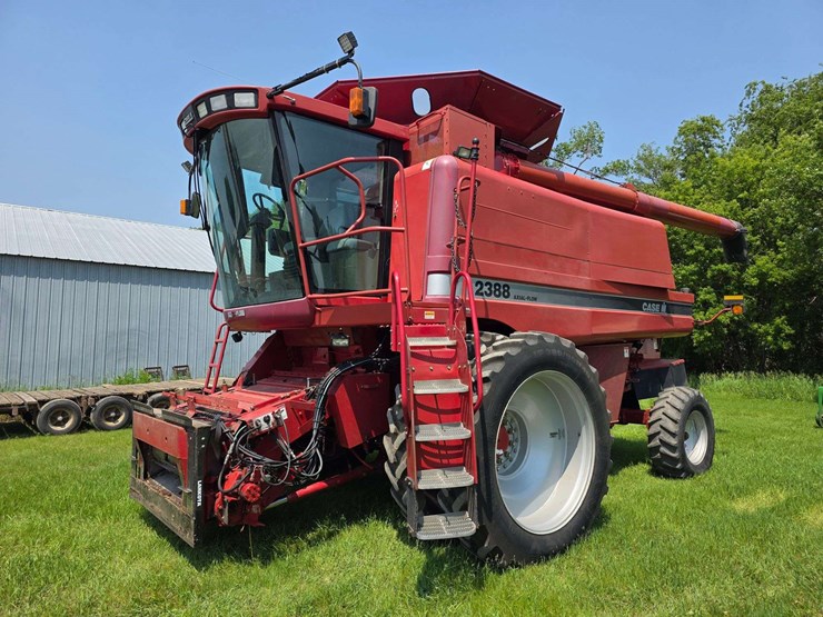 2002-case-ih-2388-image-1