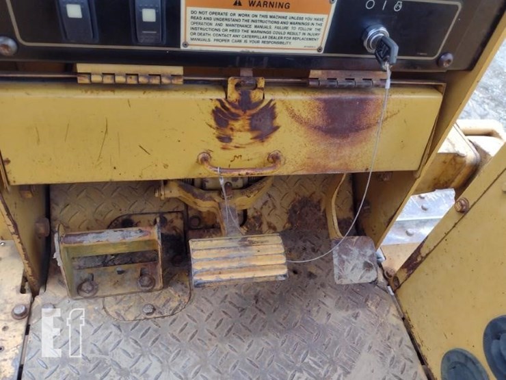 1999-caterpillar-d5c-xl-iii-image-8