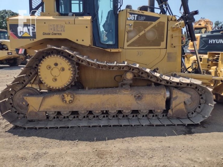 2018-caterpillar-d6t-lgp-image-33