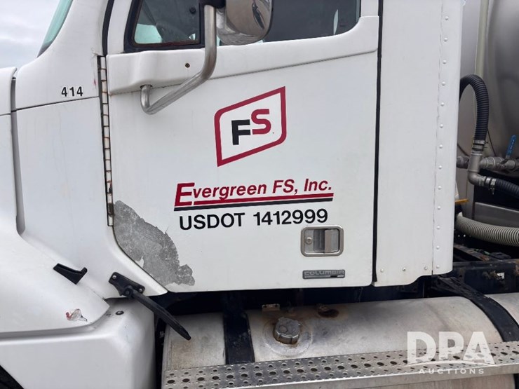 2006-freightliner-columbia-truck-(gp11008,-unit-414)-image-30