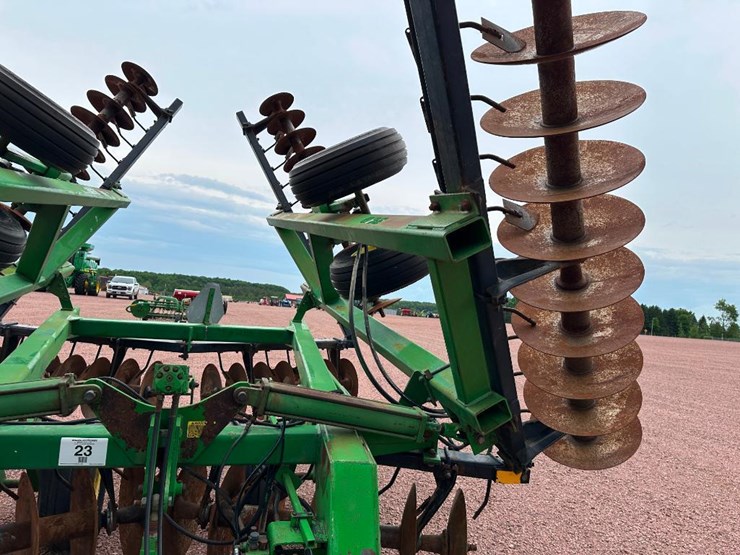 john-deere-630-image-28