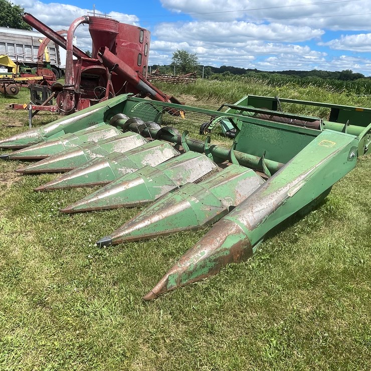 JOHN DEERE 643