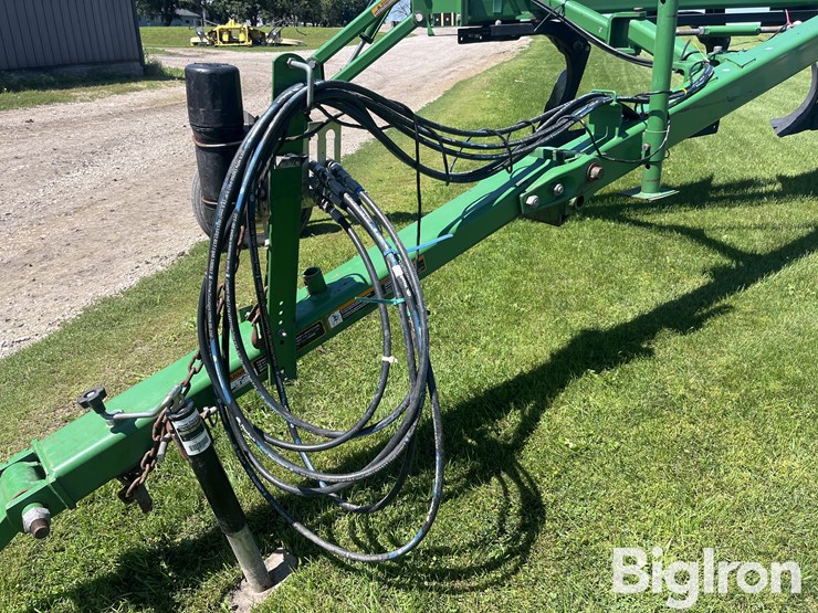 2015-john-deere-3710-image-10