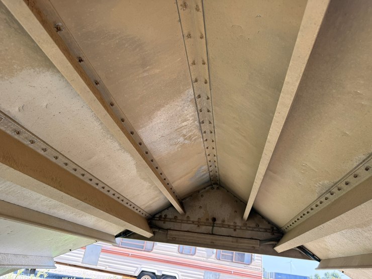 2000-wilson-hopper-bottom-image-23