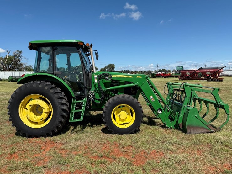 2011-john-deere-6115d-image-2