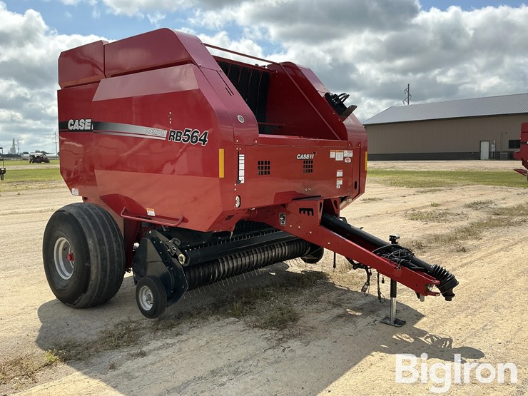 2013-case-ih-rb564-image-3