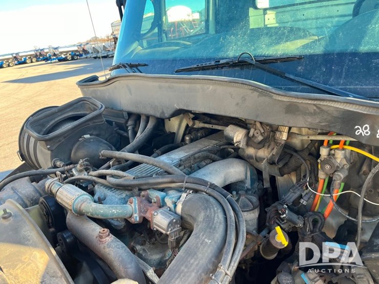 2007-international-durastar-4300-image-37