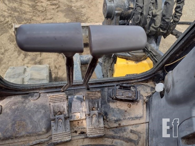deere-60g-image-11