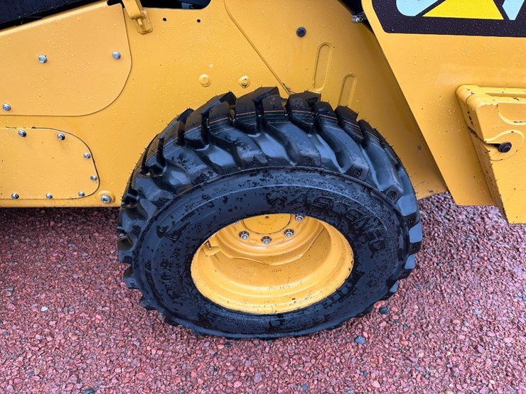2018-caterpillar-272d2-image-7