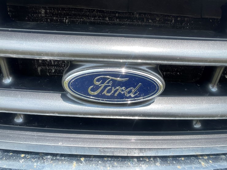 2004-ford-f350-image-11