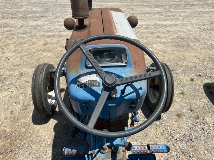 ford-3000-image-39