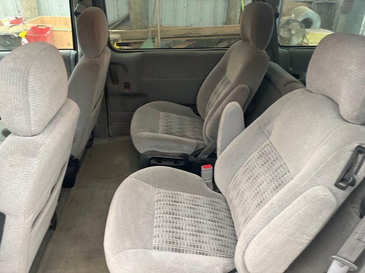 2000-chevrolet-venture-image-14