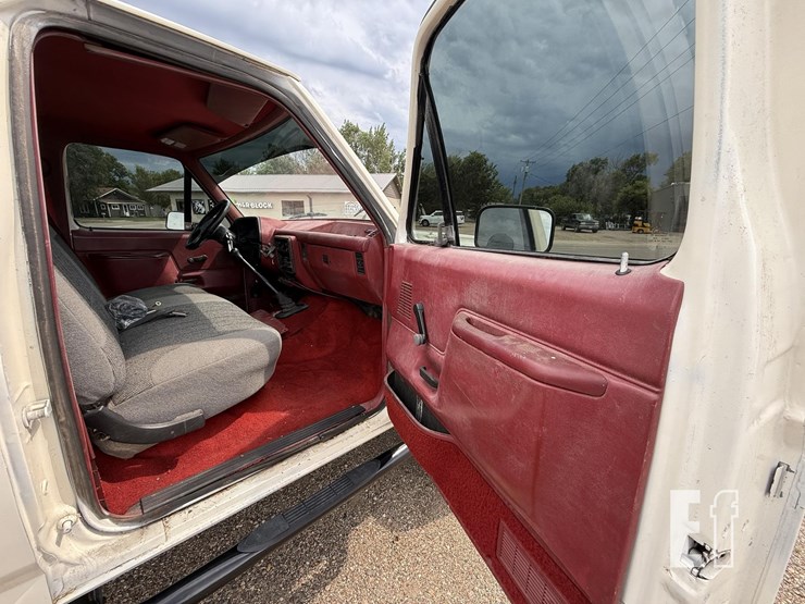 1988-ford-f250-image-14