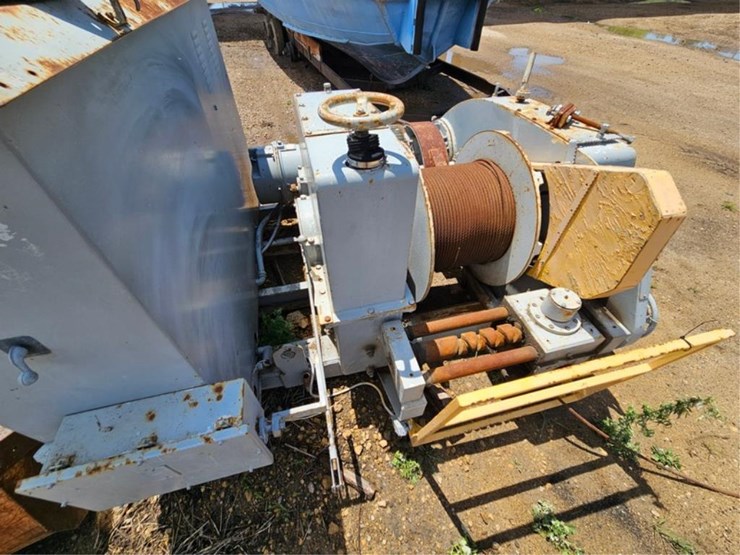 #2584-•-ac-hoyle-s-567-stationary-winch-image-22