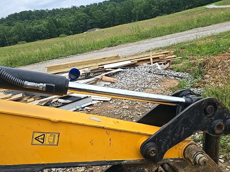 jcb-67c-1-image-19