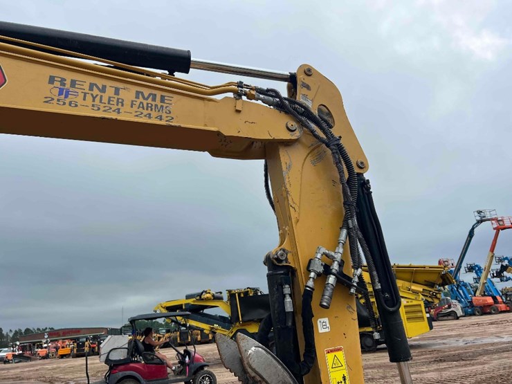 2022-caterpillar-305cr-image-13