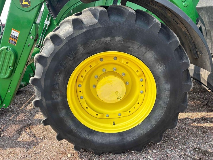 2021-john-deere-6155r-image-34