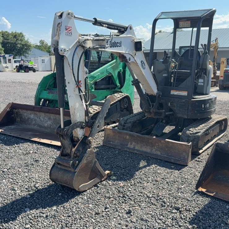 2019 BOBCAT E26
