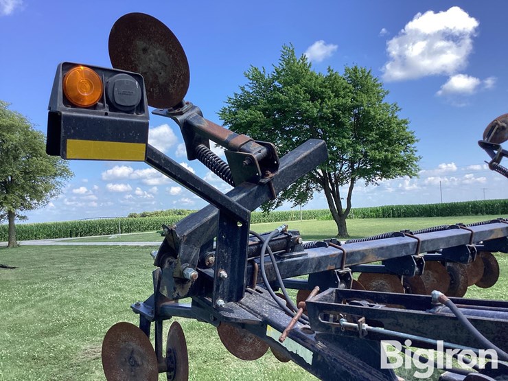 case-ih-730b-ecolo-tiger-7-shank-ripper-image-14