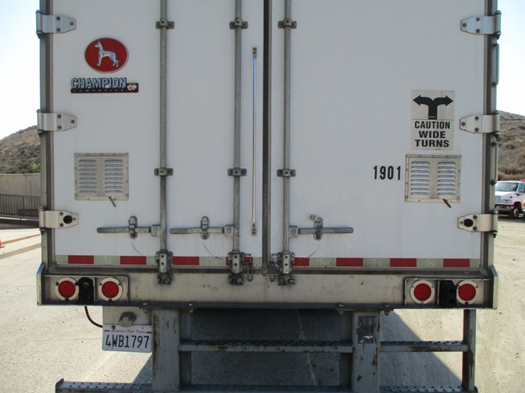 2015-great-dane-t/a-van-trailer,-image-6