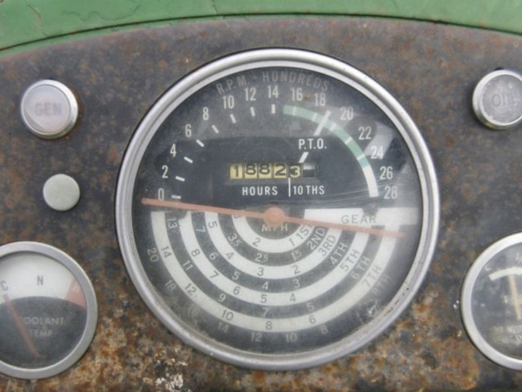 john-deere-2010-image-9