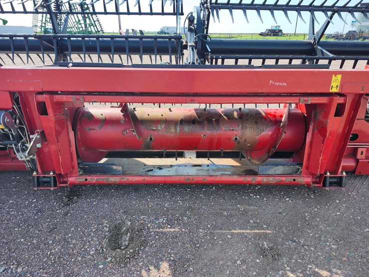 2014-case-ih-3162-image-6