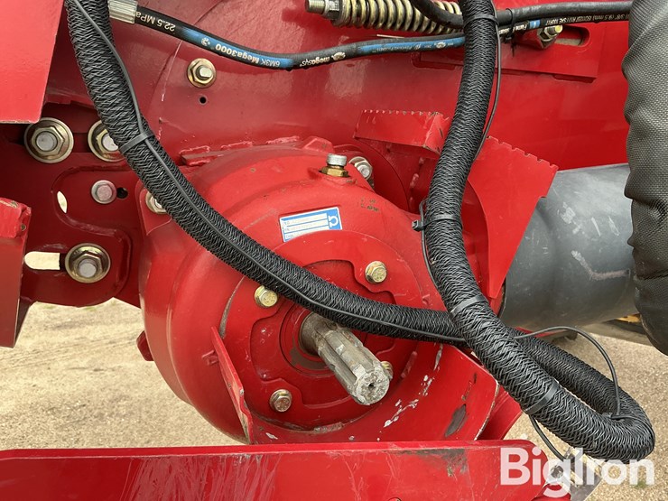 2013-case-ih-7230-image-17
