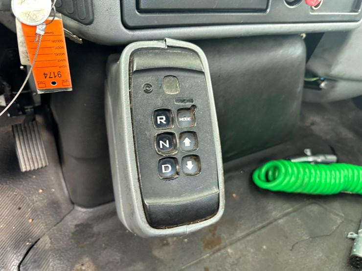 2006-international-durastar-4400-image-53