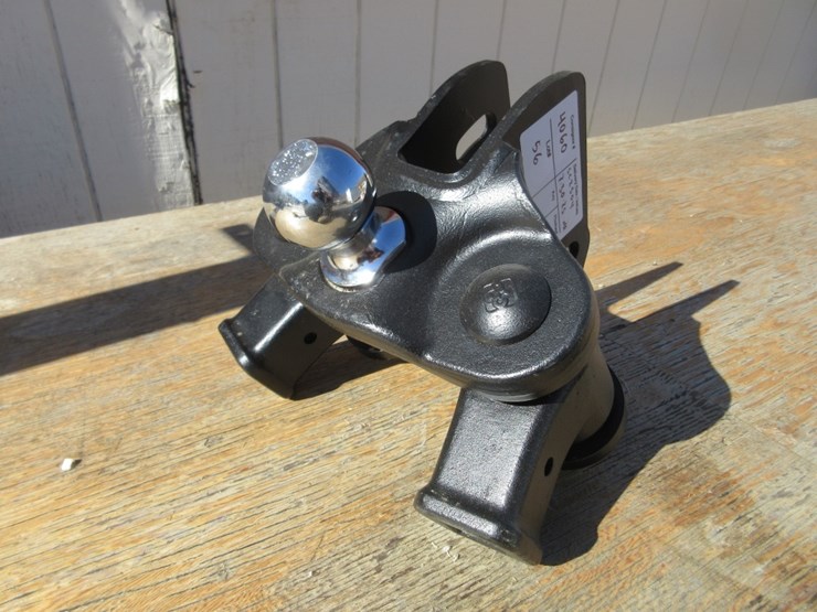 unused-curt-weight-distribution-hitch,-image-1