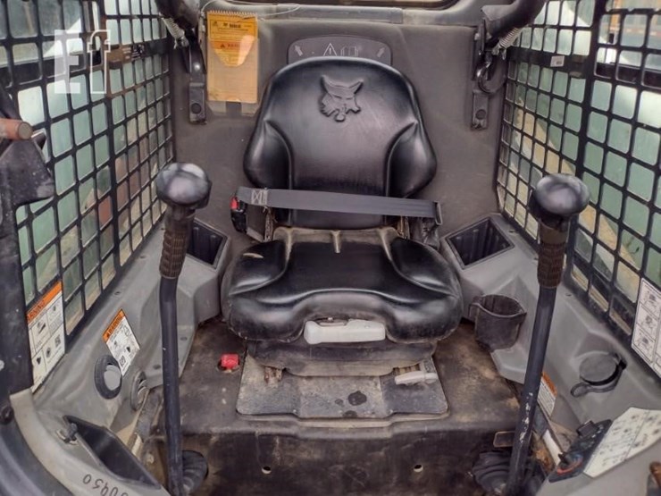 2019-bobcat-t590-image-12