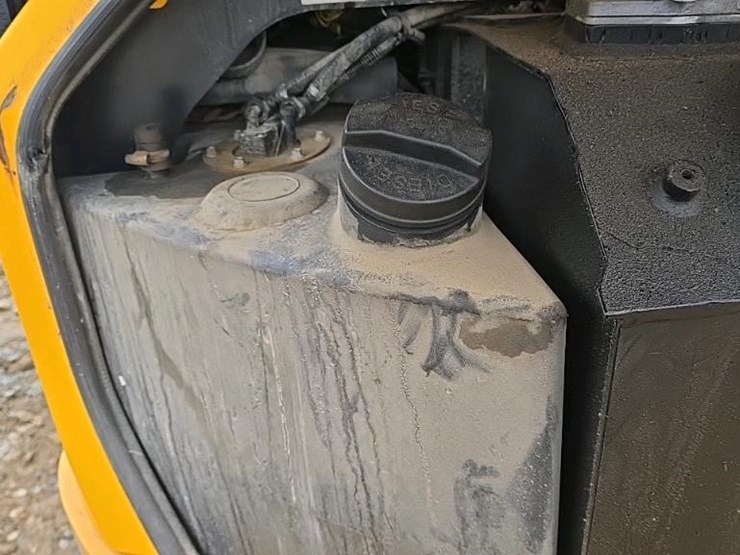 jcb-67c-1-image-40