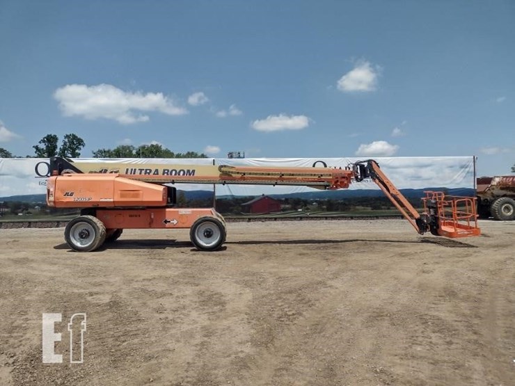 2013-jlg-1200sjp-image-1